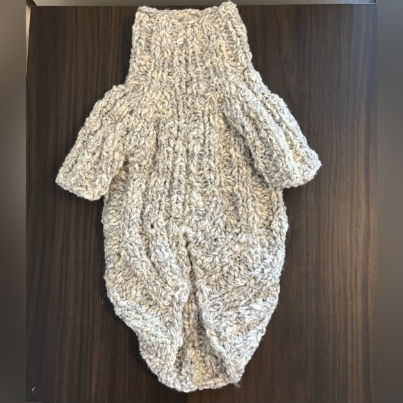 Cozy Cable Knit Sweater - Size S-M - Picture 2 of 2